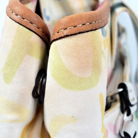 Coach Hamptons Signature Scribble Graffiti Tote Bag - Picture 4 of 15